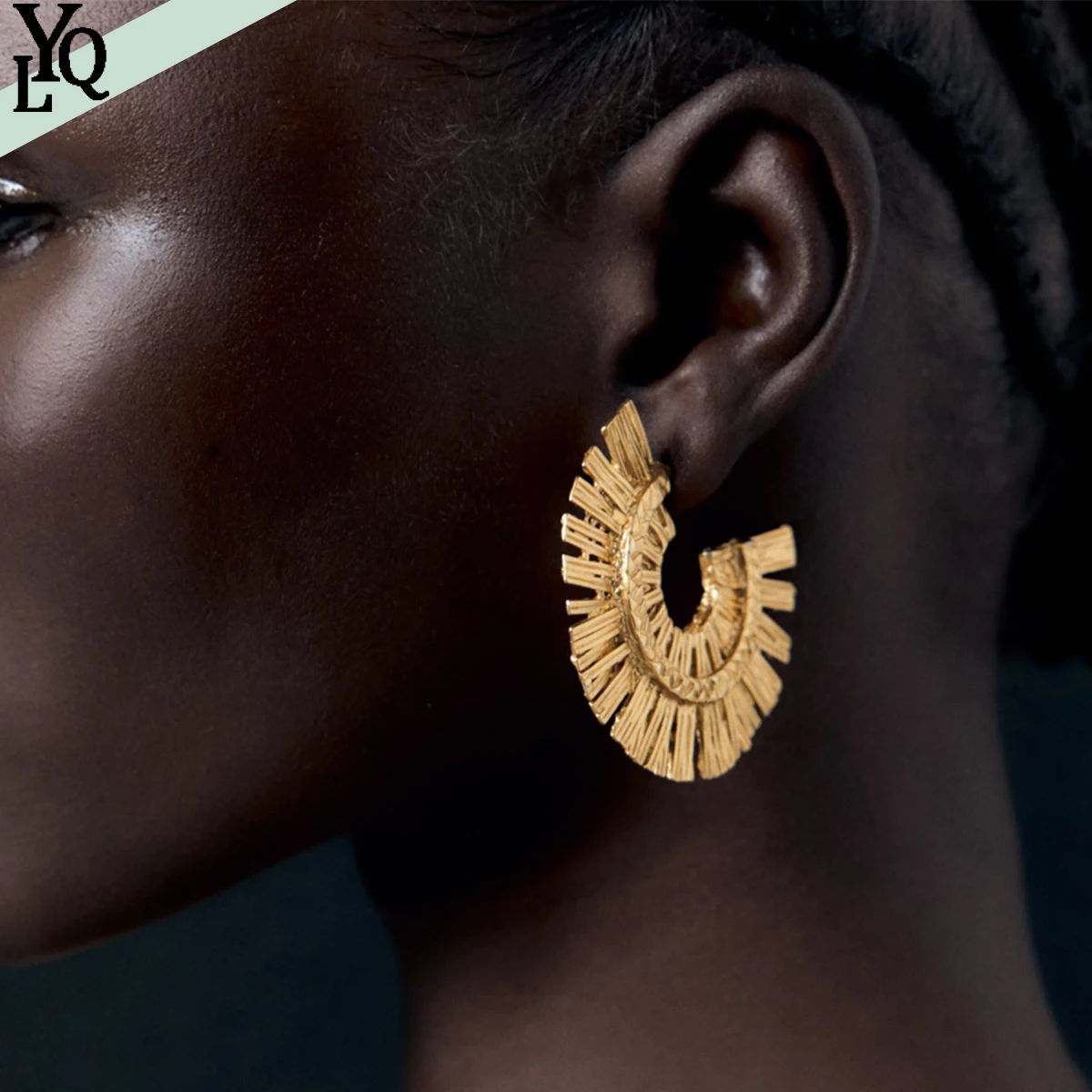 

Новинка 2022, геометрические круглые серьги Za золотого цвета для женской модели повседневной жизни