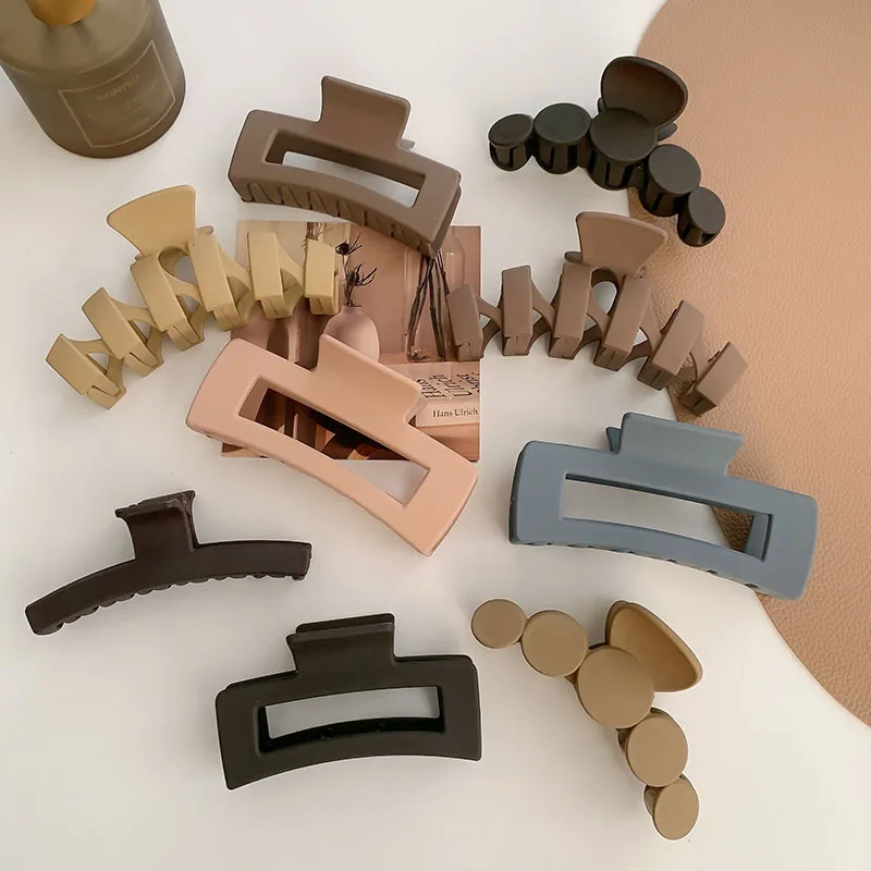 

French Simple Shark Clip Headwear Coiled Hair Grab Clip Large Hair Clip Elegant Hairpin Female Hair Accessories Claw Clips