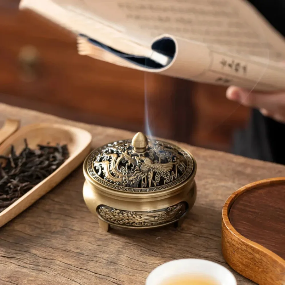 

Курильница для благовоний из сплава