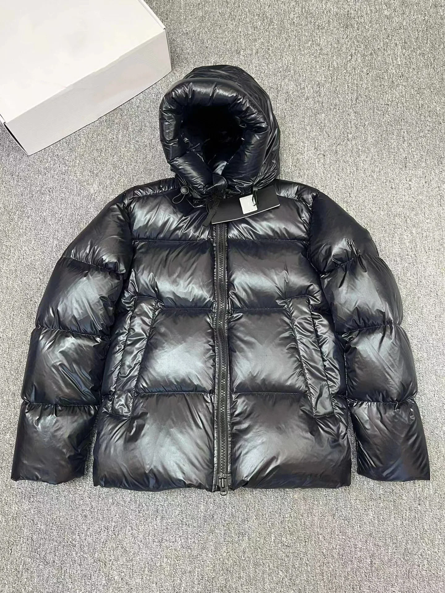

2022 Winter Hot Sale Hot Warm Down Jacket