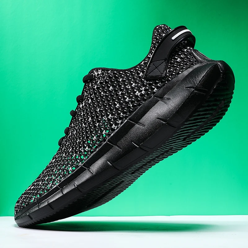 Casual Lightweight Trend Men's Running Shoes Breathable Mesh Men's Sneaker Big Size Outdoor Walking Increase Men's Shoes Black