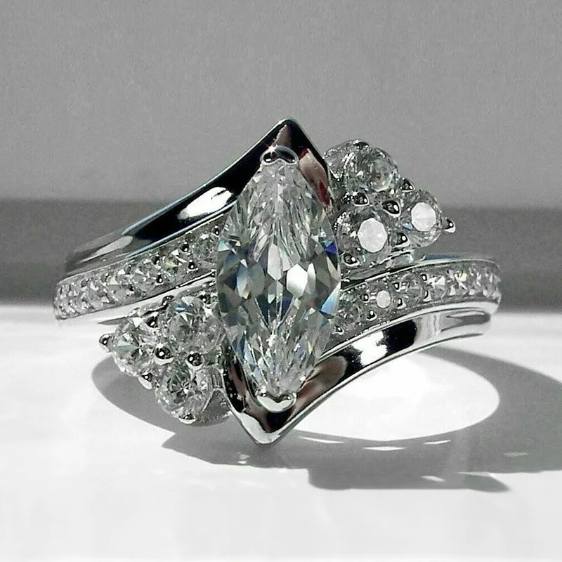 

2023 New Gorgeous Crystal Marquise Ring Ladies Modern Novel Design Wedding Engagement Accessories Trendy Jewelry