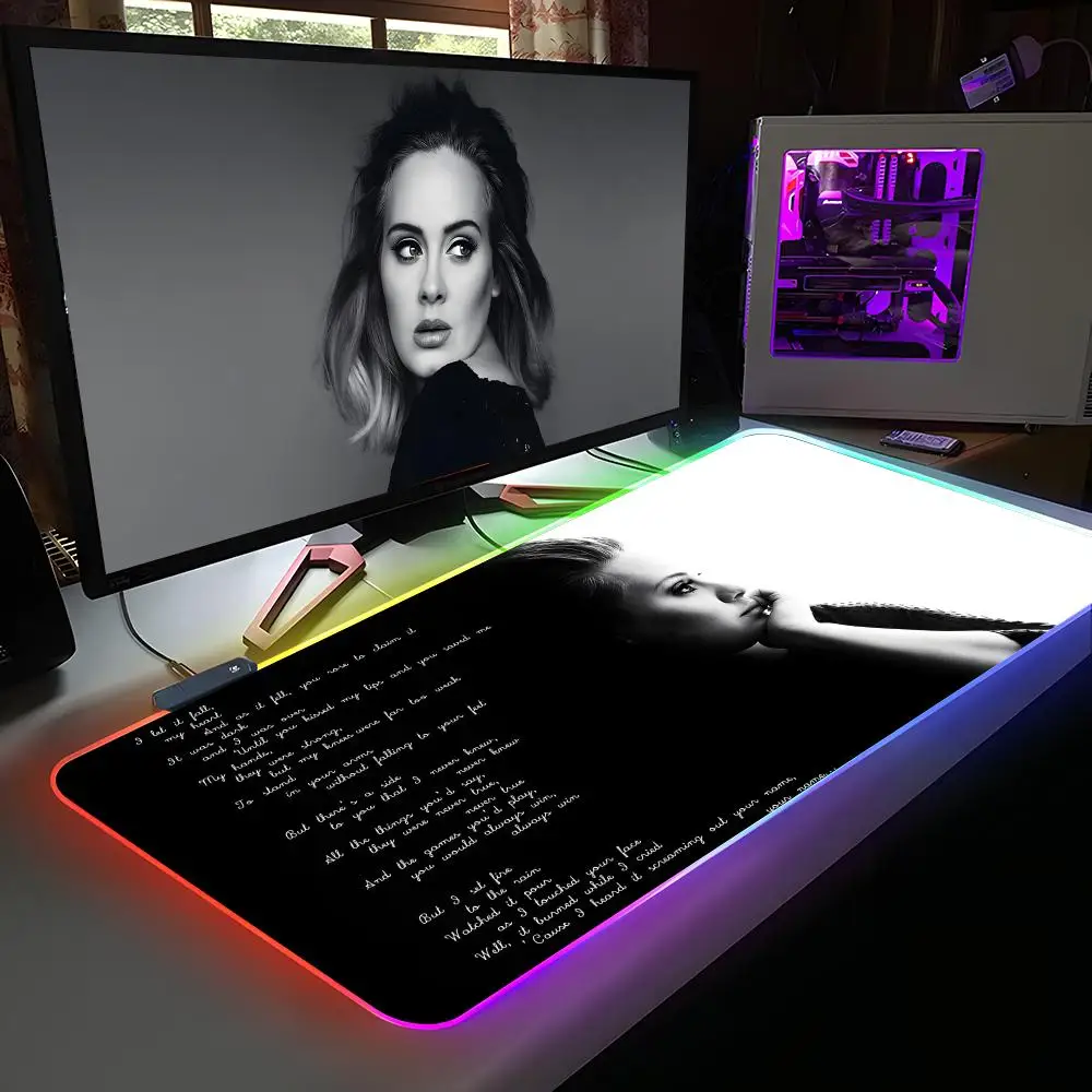 Фото Коврик для мыши Adele Adkins RGB, резиновый, для компьютера и ноутбука, официальный, игровой, цветной, для киберспорта, эстетичный, модный, роскошный коврик №1