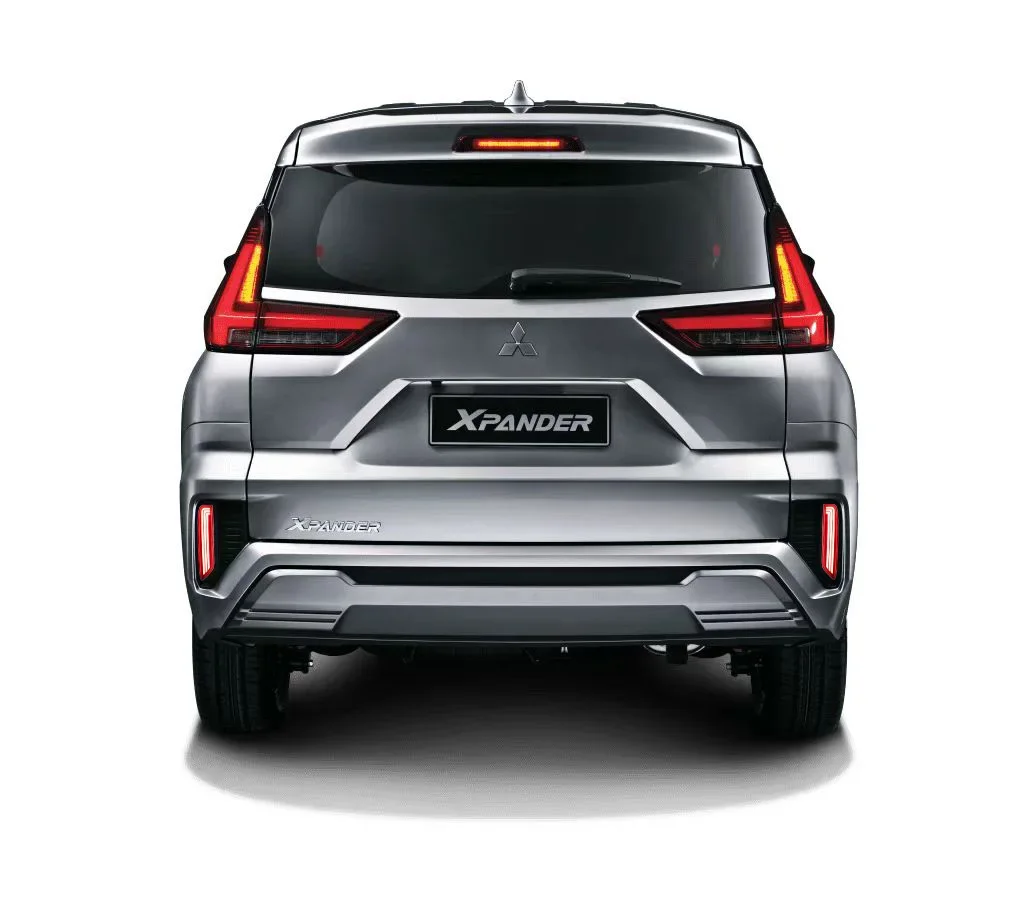 Автомобильный светодиодный отражатель заднего бампера для Mitsubishi Xpander Cross 2019 2020 2021
