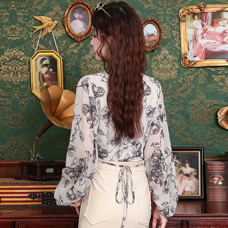 Женская шифоновая блузка с длинным рукавом и V-образным вырезом