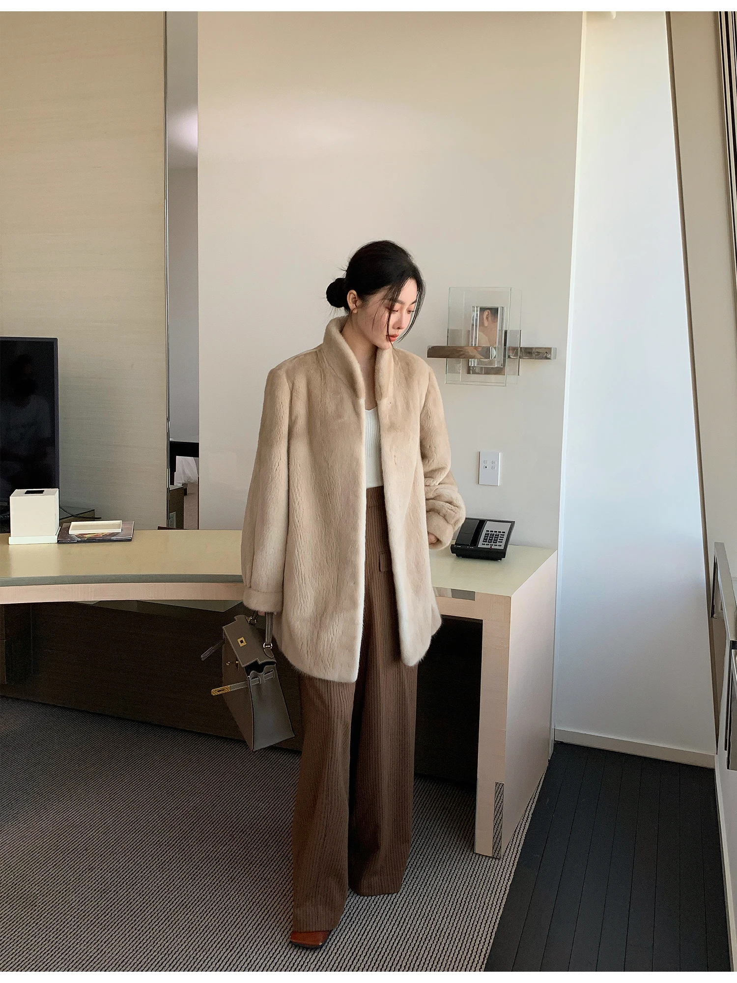 Зима 2024 импортная бархатная верхняя одежда из норкового меха Haining пальто