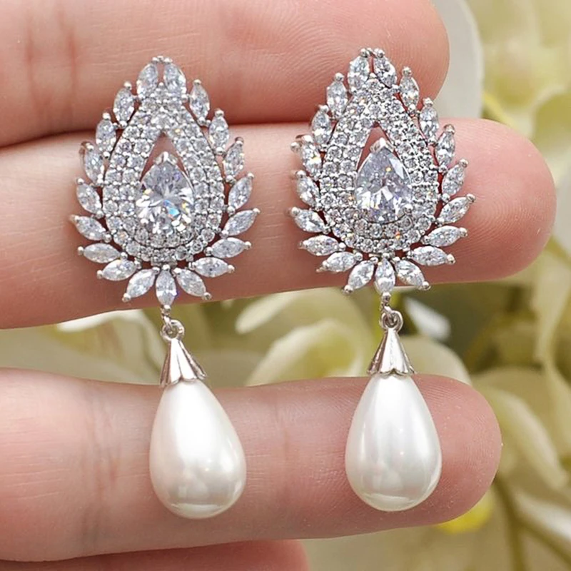 

Luxury Temperament Women's Imitation Pearl Earrings for Women Full Paved Bling White CZ Stone New Fashion Wedding Party Jewelry