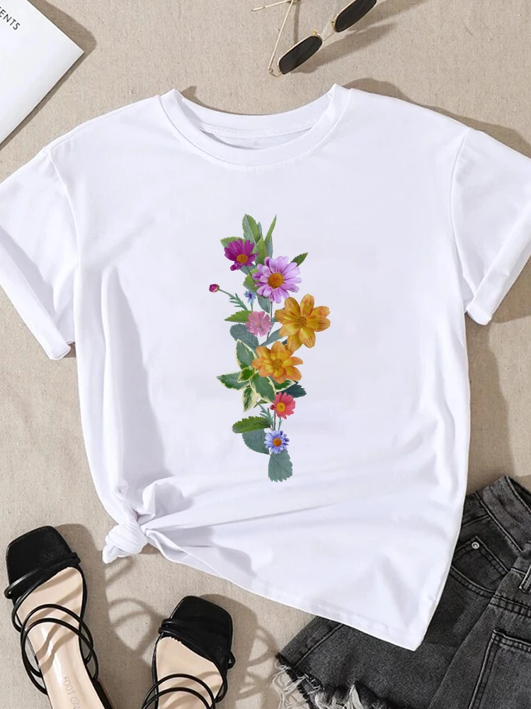 Купи Fashion Summer Women Flowers Vintage Graphic Print Short Sleeve Crewneck Casual Soft T-shirts T-shirt Tees Female Flower Tshirt за 187 рублей в магазине AliExpress