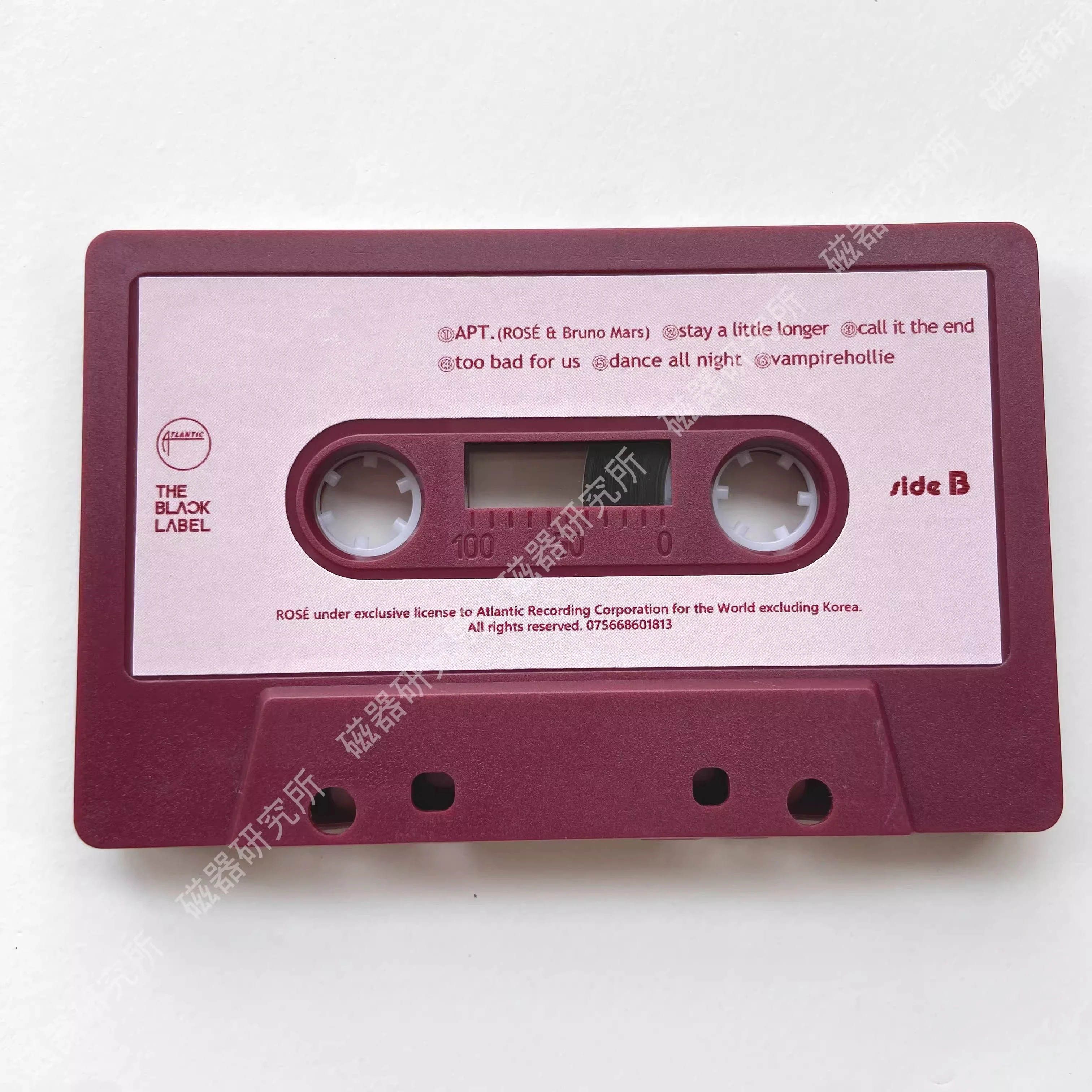 K-pop Girl Idol Groups APT Музыкальная лента Рози Альбом Vampirehollie Кассета Косплей Walkman Рекордер Автомобиль Soundtracks Коллекция коробок (art.: 3920cd7fdddae) - 3920cd7fdddae