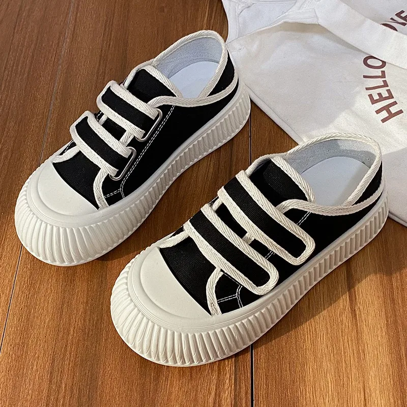 

White Shoes Female 2023 Spring New Thick Bottom Round Toe Ugly Cute Casual Versatile Board Shoes for Women