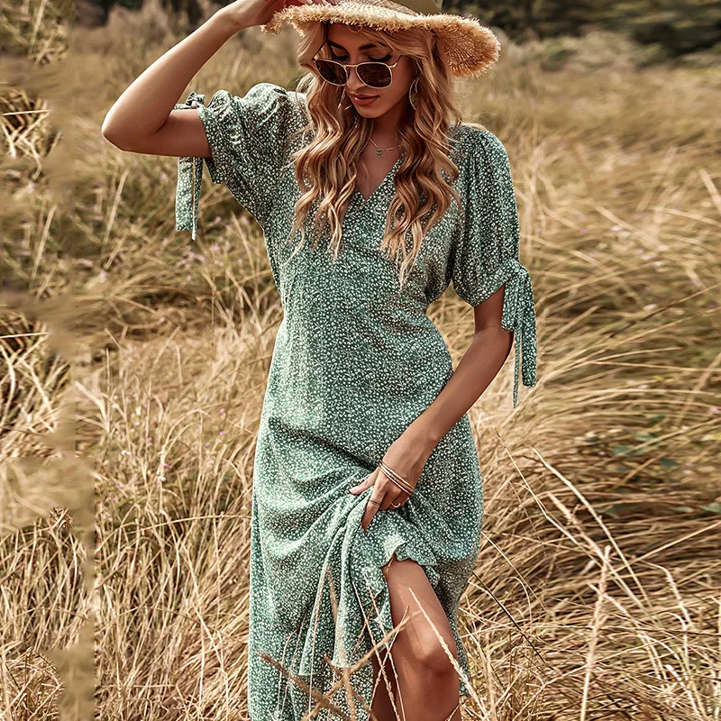 

2022 Women's New Spring V-neck Half Sleeves Bow High Waist Green Printing Dress
