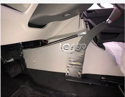 Тормоз и дроссельная заслонка для инвалидов ручное управление