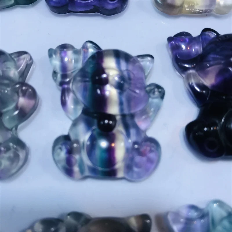 

Natural fluorite lucky cat pendant random color hair 34*26mm