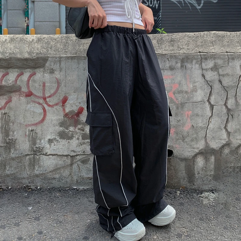 

Women Black Oversized Casual Korean Baggy Cargo Parachute Track Pants Cyber Y2K Sweatpants Low Rise Joggers Trousers Clothes
