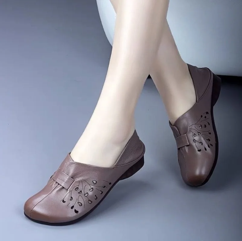 

Women Loafers Spring Pu Leather Comfort Flat Mother Shoes Slip-On Footwear Fashion Female Footwear Plus Size