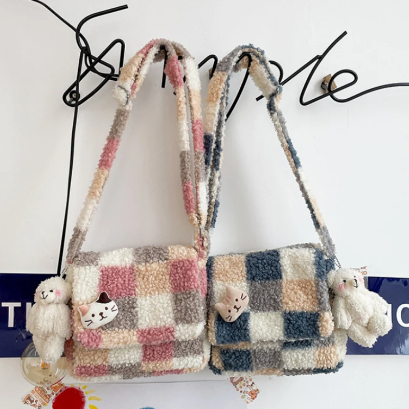 

Women Small Plush Shoulder Bag Ladies Checked Plaid Crossbody Bag Casual Cute Messenger Bags Girls Zipper Purse Lamb Like Tote