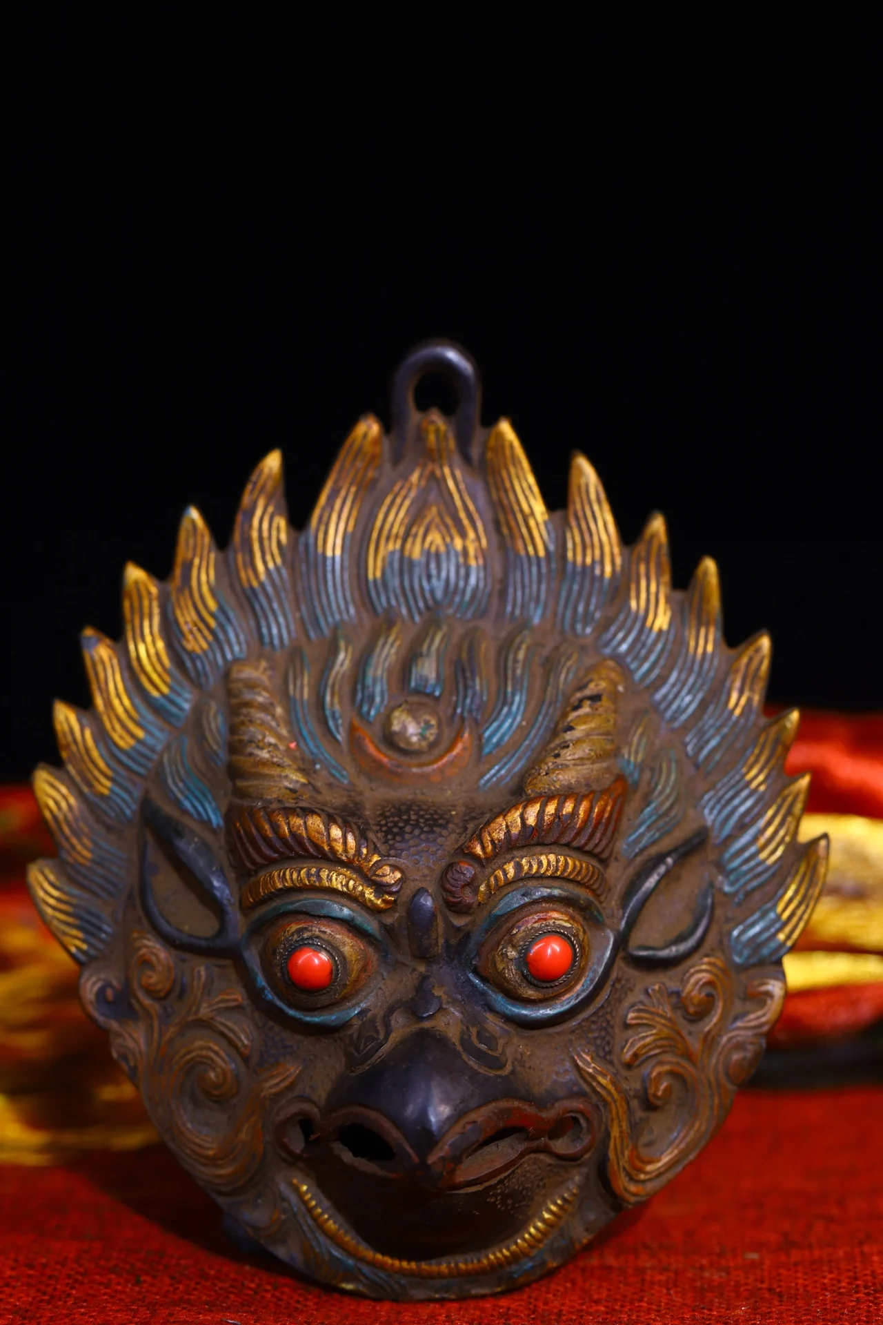 

6"Tibet Temple Collection Old Bronze Painted Mosaic Gem Garuda Dhwaja Buddha Head Mask Amulet Worship Hall Wall hanging