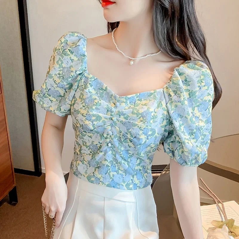 

2023 Summer Square Neck Bubble Sleeves Pleated Flower Blouse For Women's Design Sense Small And Fresh Short Fashion Tops