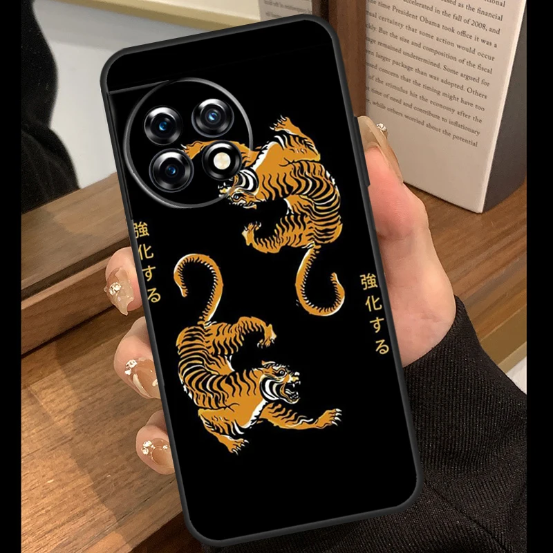 Фото Чехол с японским искусством укиё-э: Пантера и Тигр для OnePlus 15, 13, 12, 11, 10, 15R, 13R, 12R, 10T, 13T, OnePlus Nord 5, CE, 4, 3 Lite, N20, N30 №3