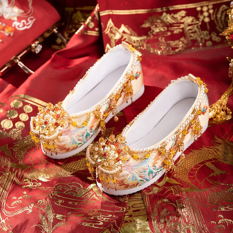 

Женские ботинки с жемчужной вышивкой, свадебные ботинки на плоской подошве в китайском стиле, с кулоном в стиле ретро, весна-осень 2023