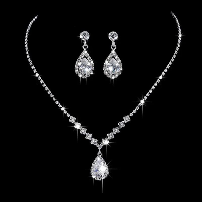 

Jewelry Sets for Women Inlaid Vintage Crystal Waterdrop Pendant Necklace Earrings Silver Exquisite Fashion Jewelry Gift