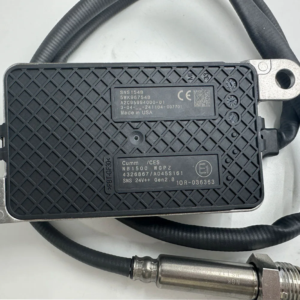 В наличии для датчика Cummins Box N-GK 4326867 5WK96754C 2897314 5WK96754B Датчик азота и кислорода Volvo