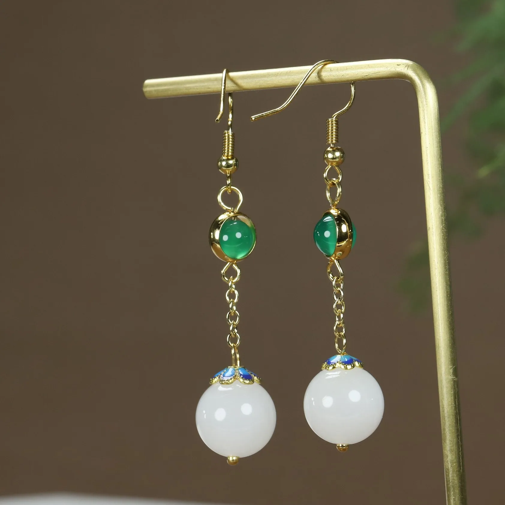 

Круглые серьги из натурального белого нефрита с бусинами, женские лечебные ювелирные изделия из драгоценных камней, подлинные серьги-подве...