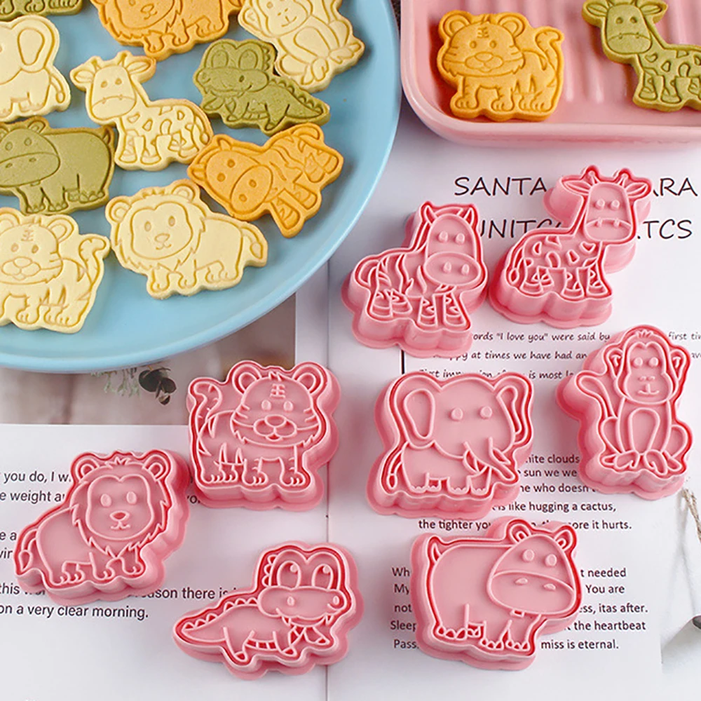 

8Pcs/set Forest Animal Cookie Cutters Plastic 3D Cartoon Pressable Biscuit Mold Cookie Stamp Kitchen Baking Pastry Bakeware Tool