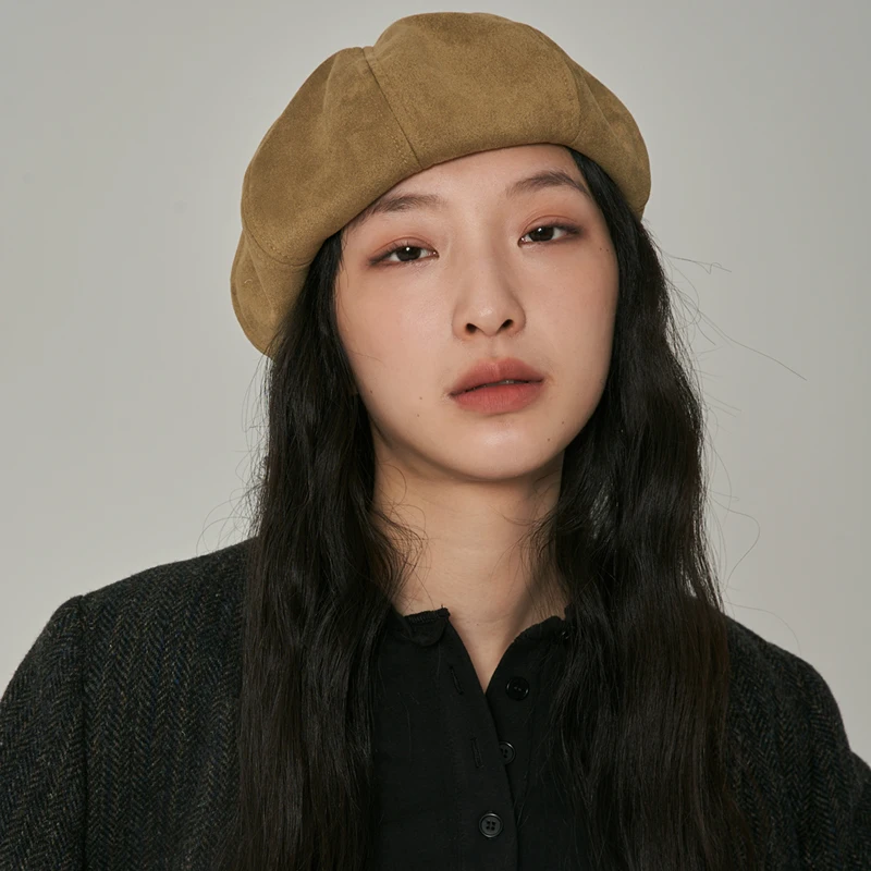 

2022 Spring and Autumn New style Beret octagonal cap Whole colored hat Fashion chamois return peaked cap for women