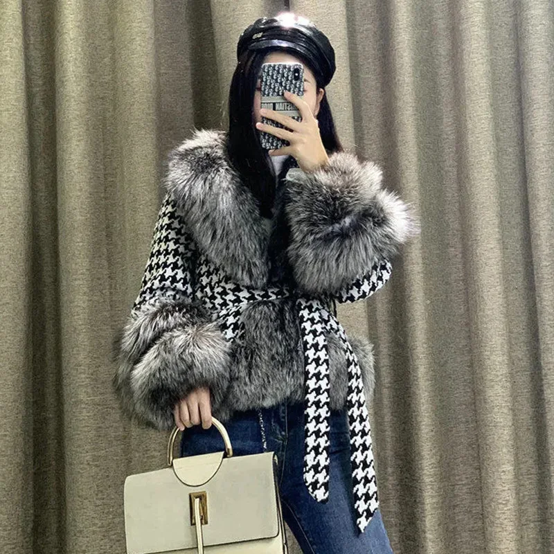 Fur Coat Women's 2022 Autumn Winter New Young Style Short Houndstooth Imitation Silver Fox Fur Warm Plush Faux Fur Coats Female