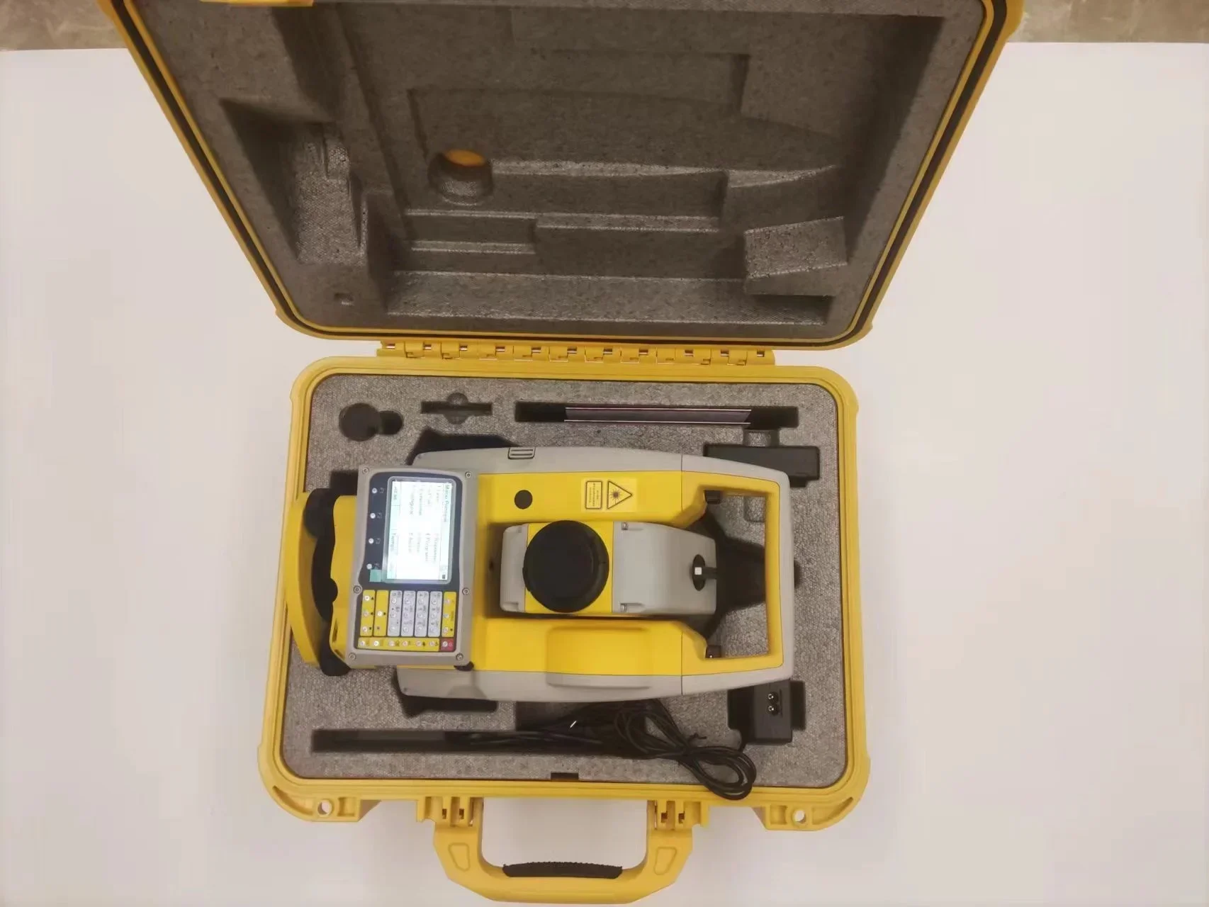 Новый тахеометр South N3/NTS-332R15M с высокоточным прибором для измерения цветового