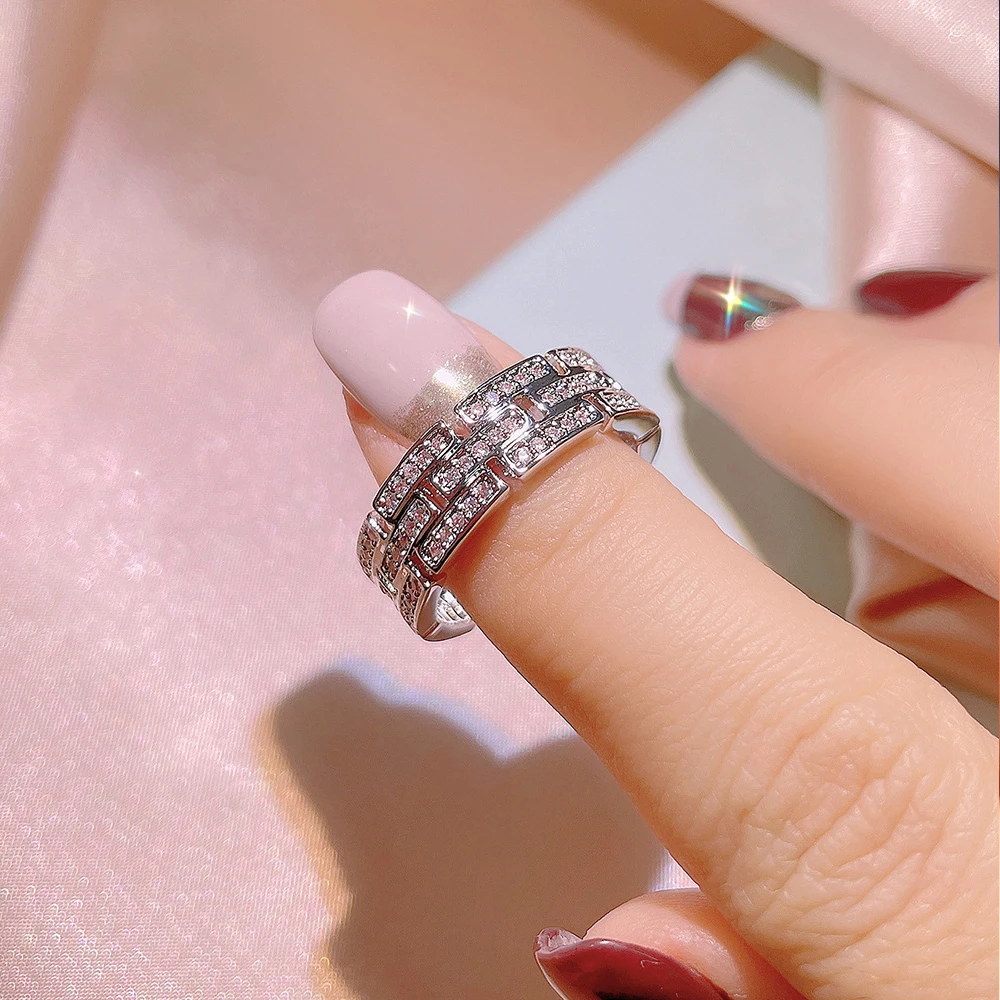 

Cubic Zirconia Kpop Fashion Party Female Women's Rings 2022 Trend Trendy Silver Color Gift Creative Chain Design Aesthetic Ring