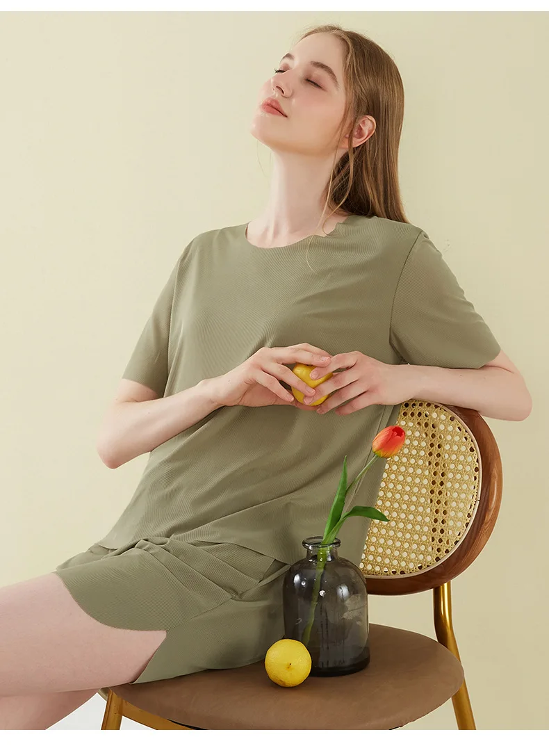 Women's Pajamas Two Piece Set Short Sleeve Shirt Top Lace-up Cropped Pants Outer Wear Loungewear Comfortable Women Pijamas Sets