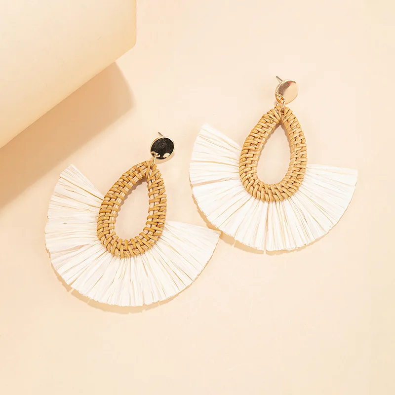 

Fashion Handmade Rattan Tassel Earrings Water Drop Fan-shaped Triangle Round Earrings Beach Jewelry