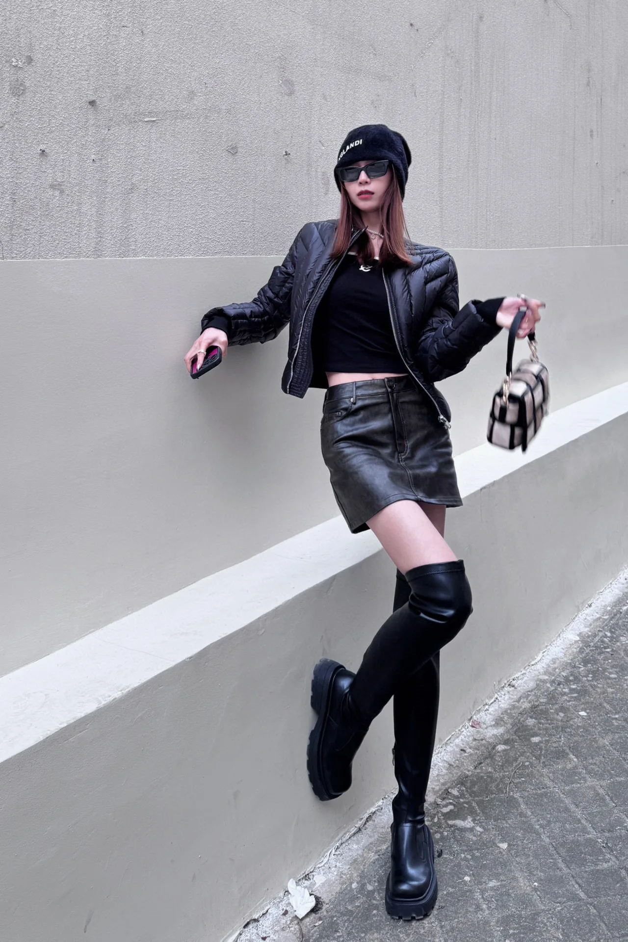 Пуховик 24ss с изображением Рика женская уличная одежда короткое пальто Owens черное