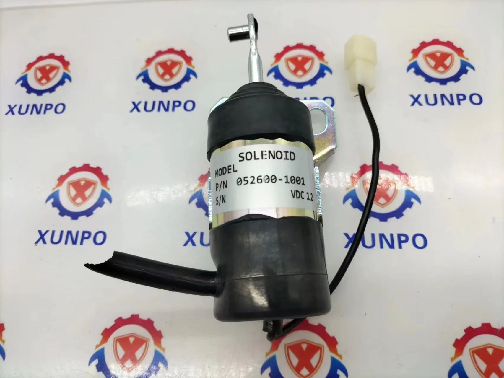 Соленоид остановки топлива 12 В 15471-60010 для трактора B1250 B1750 L2900 L4200