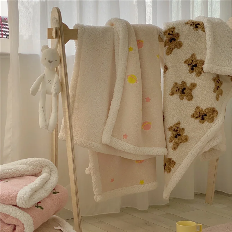 

Warm All Winter Cute Cartoon Skin-Friendly Double-Sided Lambswool Warm Skin Blanket Jacquard Blanket