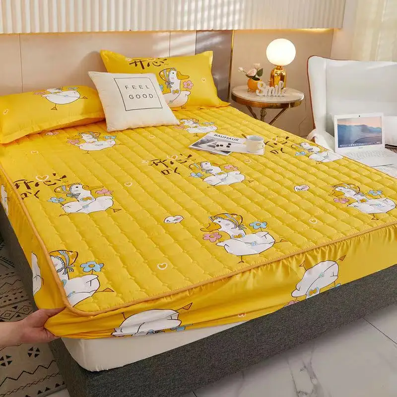 

1pcs Thicken Quilted Mattress Cover King Quilted Bed Fitted Bed Sheet Anti-Bacteria Mattress Topper Air-Permeable Bed Pad
