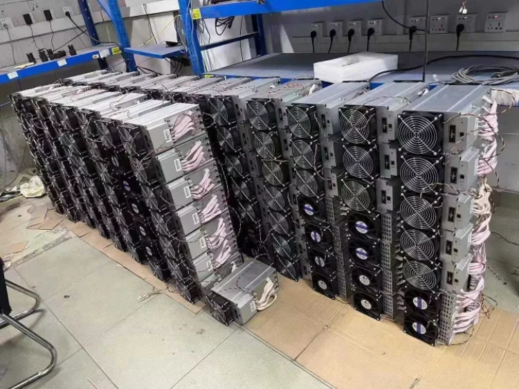 Бесплатная доставка новое оборудование для майнинга Innosilicon T2T 30T Майнер - купить