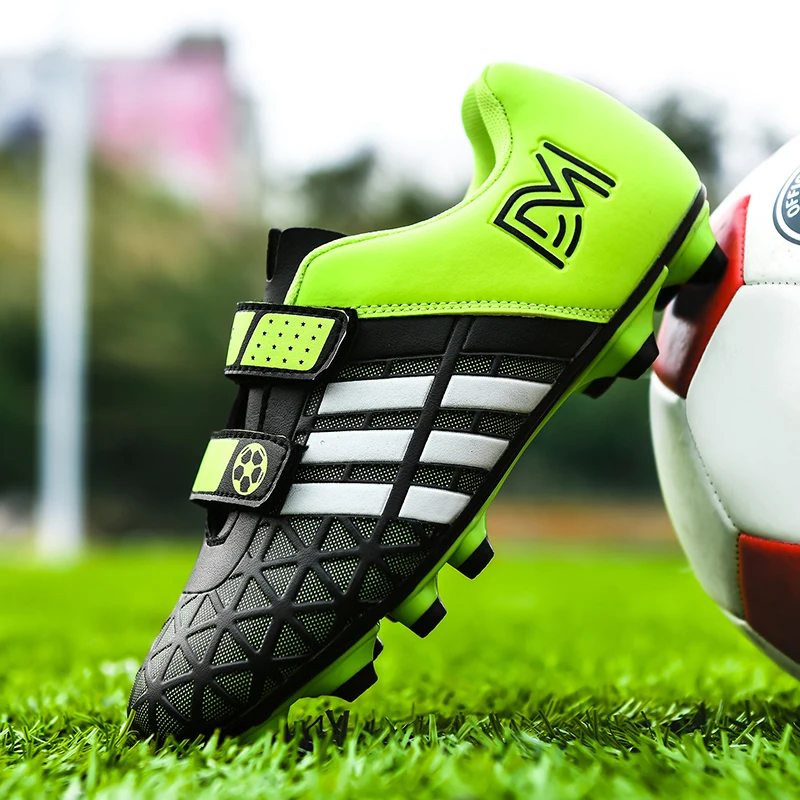 2021 Summer Parent-child Wear-resistant Non-slip Trend Breathable Professional Boys And Girls Outdoor Training Football Shoes