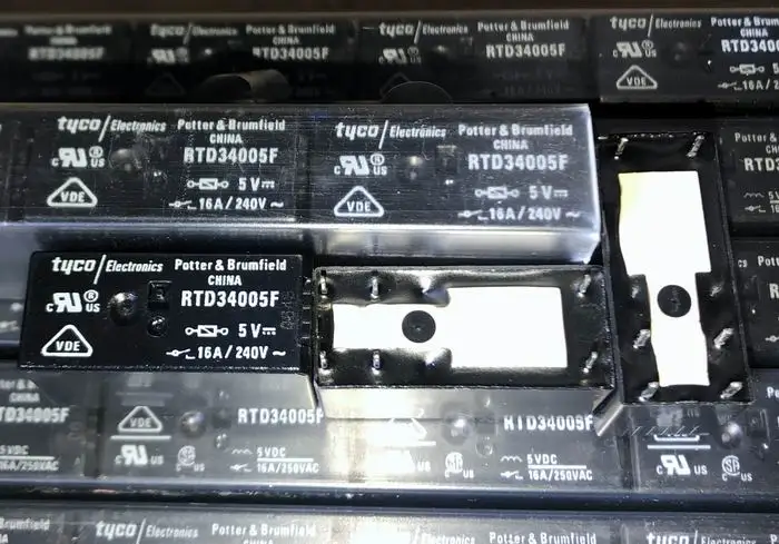 Новое реле RT334024 RTD34005F RTD34012 RTS3L012 RTS3L024 RT33L024 RTS3T048 RTH34012WG (115F-1A-6P-24V/5V/12V-16A) 6 контактов |