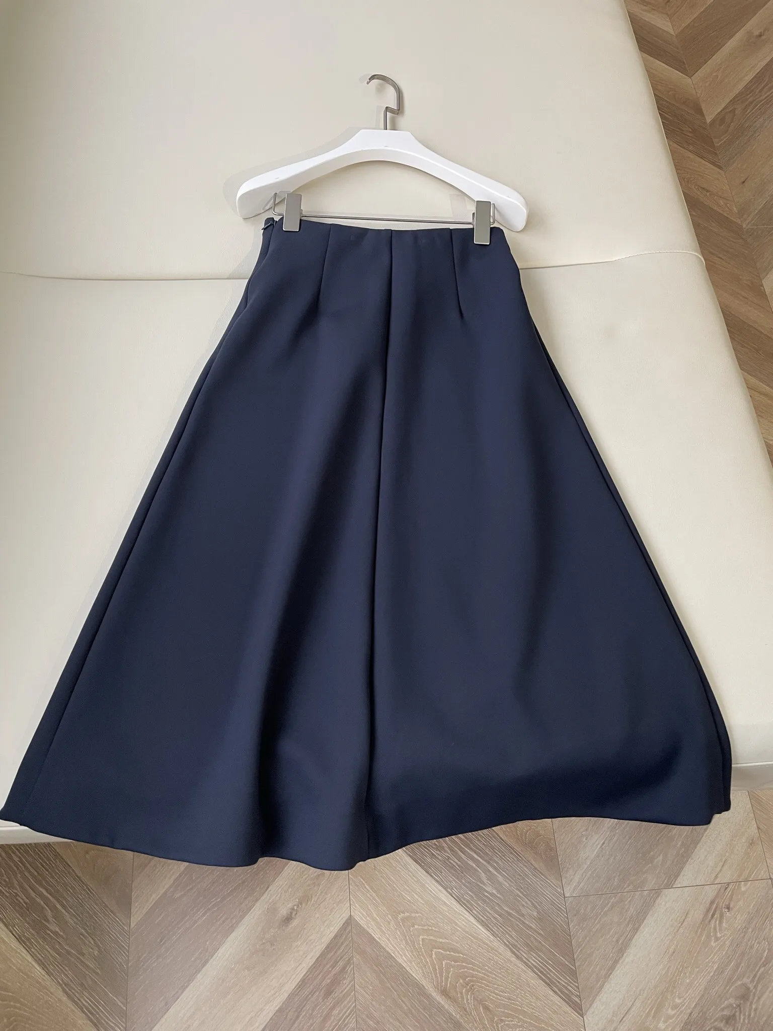 Рисунок 2 - Новая женская одежда для весны