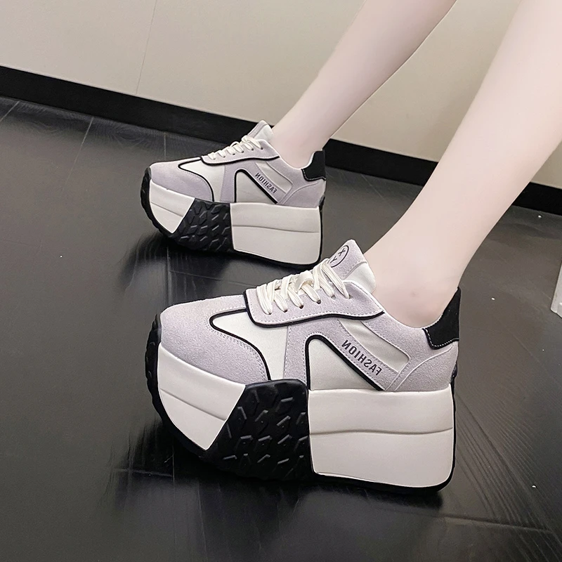 

Women's 2023 Autumn Color-blocking Platform Daddy Shoes Super Thick Bottom High Heels 9cm Casual Sports Shoes Sneakers B3-46