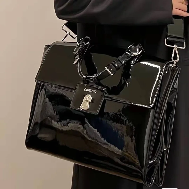 2023 Trendy Female Briefcase Cool Patent Leather Shoulder Laptop Bag Women Large Capacity Messenger Bag Big Handbags