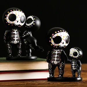 Resin Sugar Skull Couple Statue Lover Flower Delivery Figurines Miniatures Valentines Day Boyfriend Girlfriend Gift Room Decor