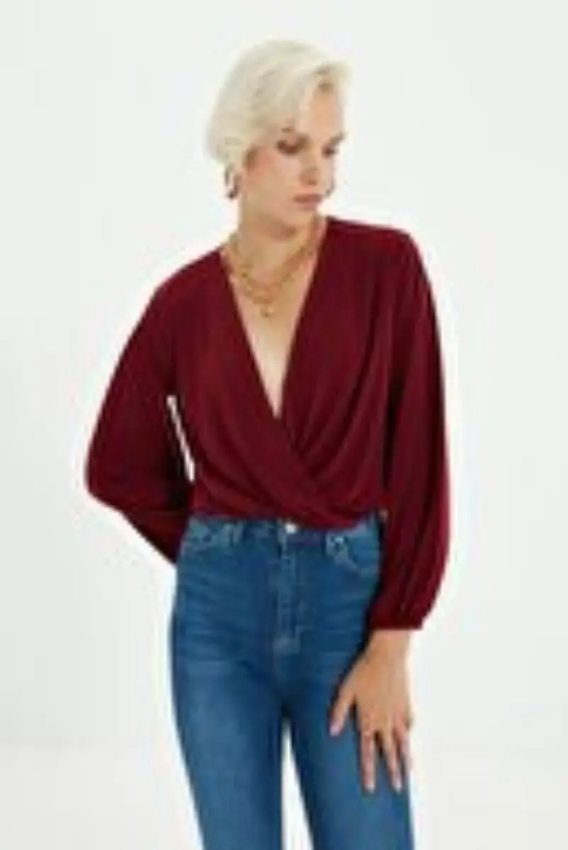 

Burgundy Double Breasted Knitted Blouse