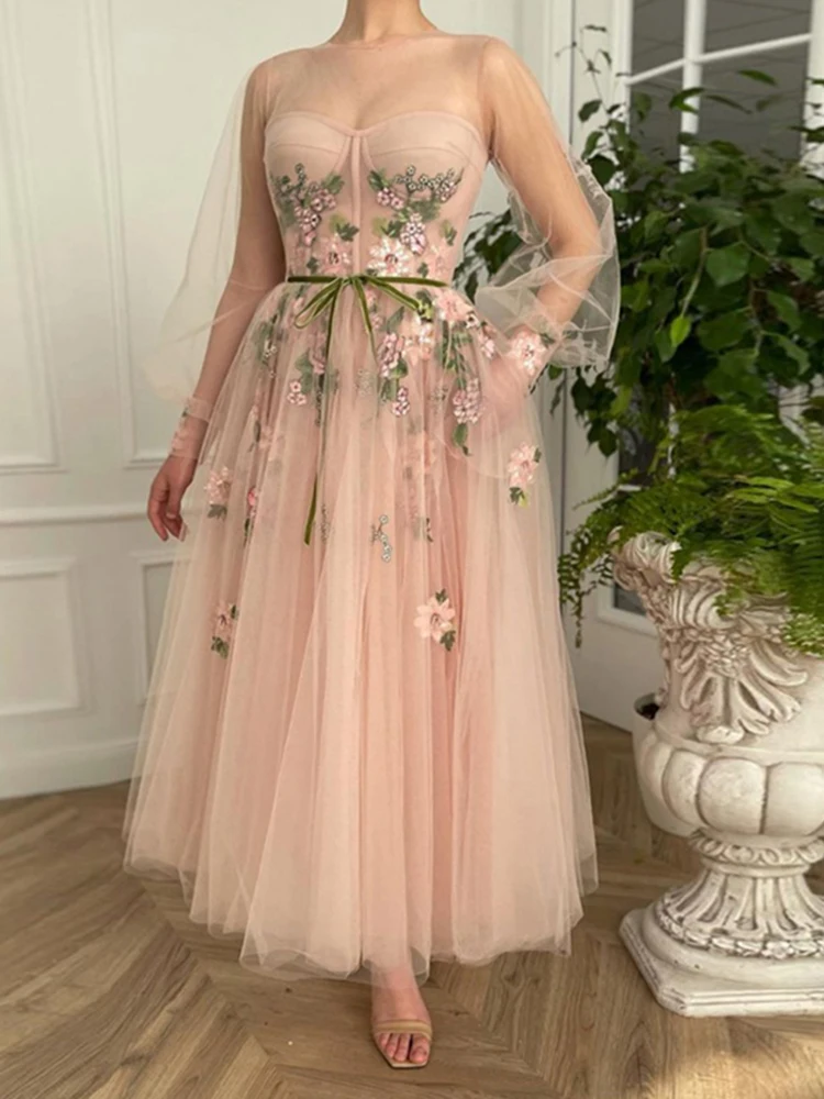 

Blush Pink Prom Dresses Long Sleeves Illusion Neckline Appliques Wedding Party Dress Homecoming Tea-Length A-Line Evening Gowns