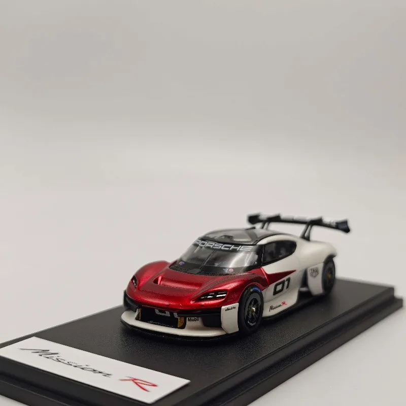 Фото Коллекционная модель автомобиля Karium 1:64 RWB Porsche Mission R из литого металла, подарок для рабочего стола [В наличии] №3