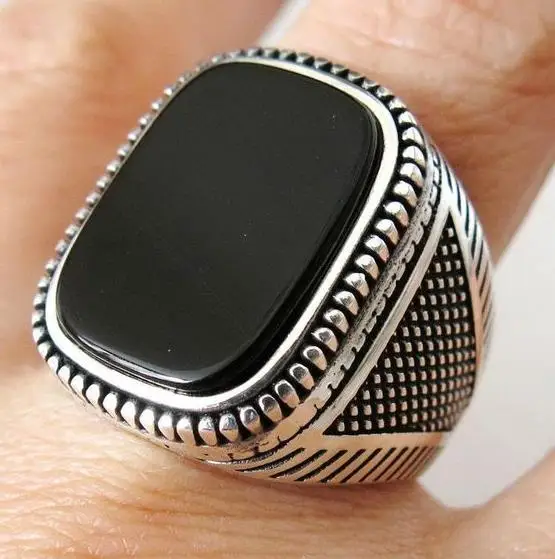 

Punkboy Trendy Retro Shaped Geometric Oval Black Glossy Men's Ring For Party Wedding Male Rings Jewelry Accessories 6-14