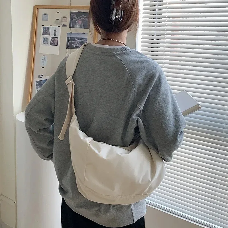 

Casual Hobos Crossbody Bags for Women Designer Wide Strap Shoulder Bag Simple Messenger Bag Large Capacity Shopper Purses 2023
